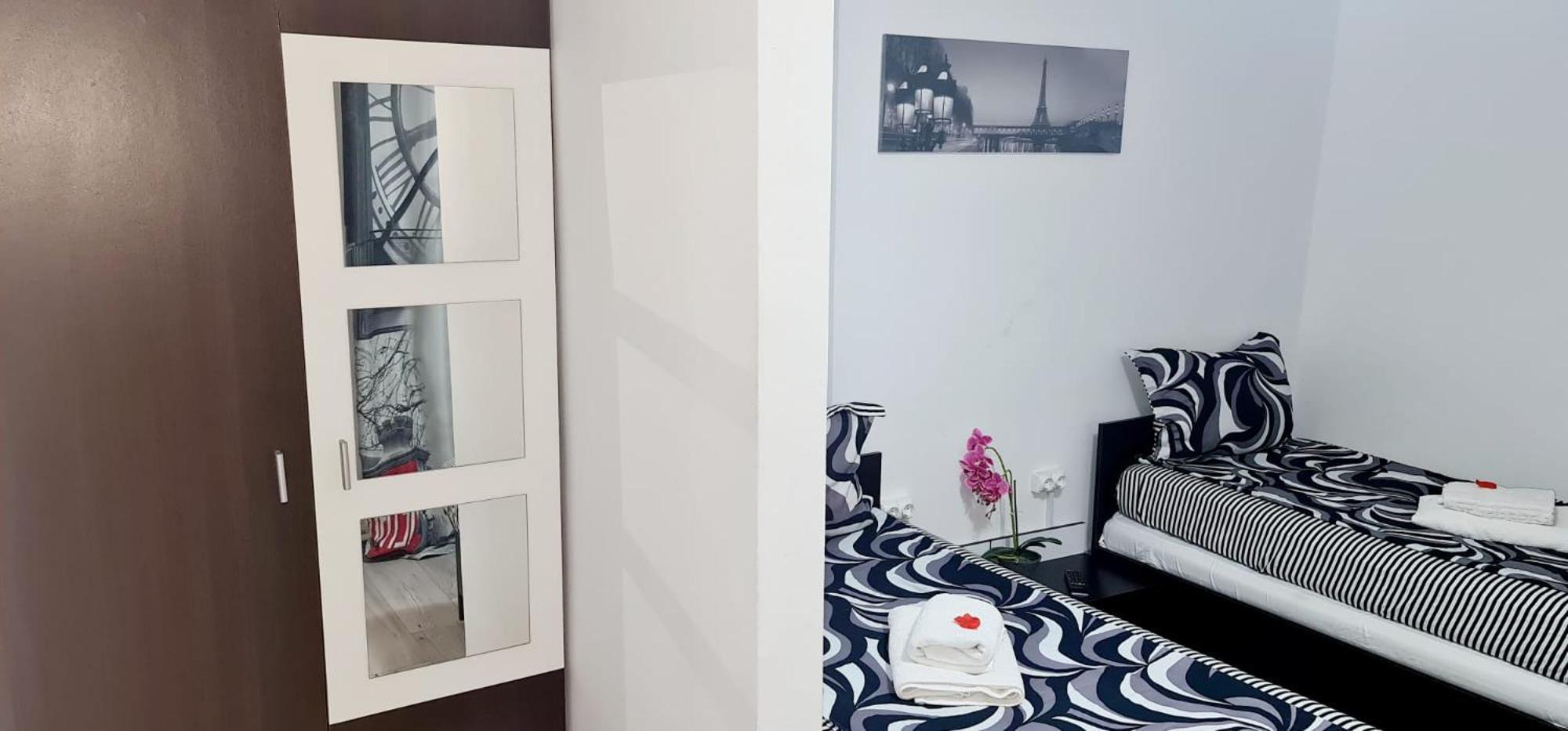 Pensiunea Red Rose Apartments Timisoara Bagian luar foto